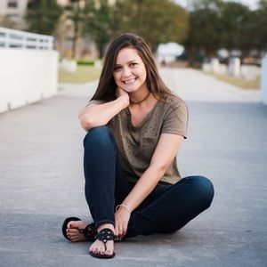 Meet your Posher, Julia